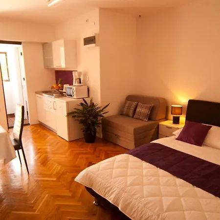In Zadar/zadar Riviera 8193 Апартаменты